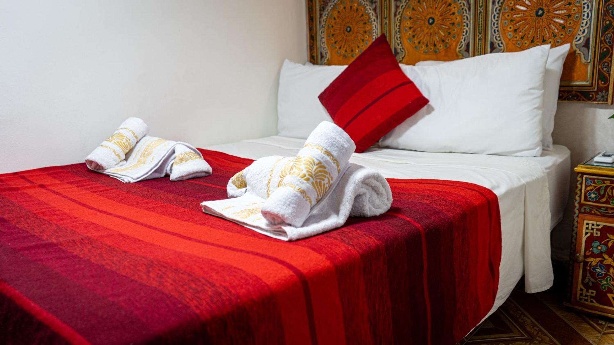 Riad Dar El Ouedghiri Фес Екстер'єр фото