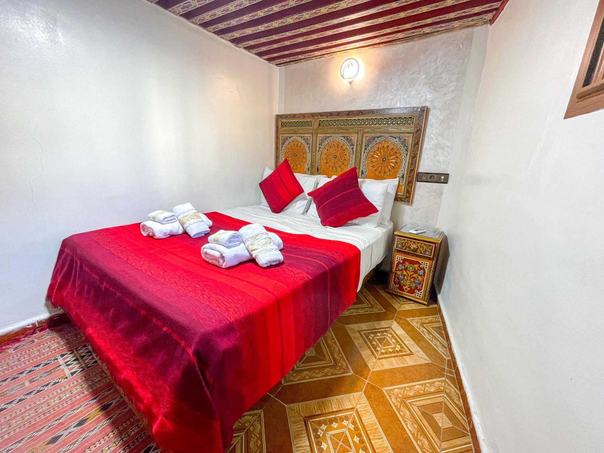 Riad Dar El Ouedghiri Фес Екстер'єр фото