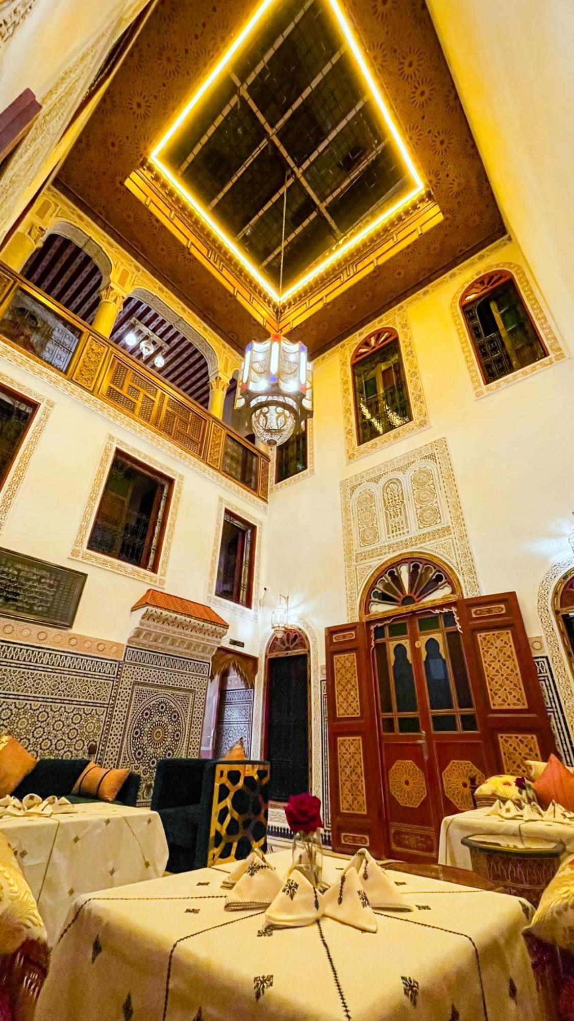 Riad Dar El Ouedghiri Фес Екстер'єр фото